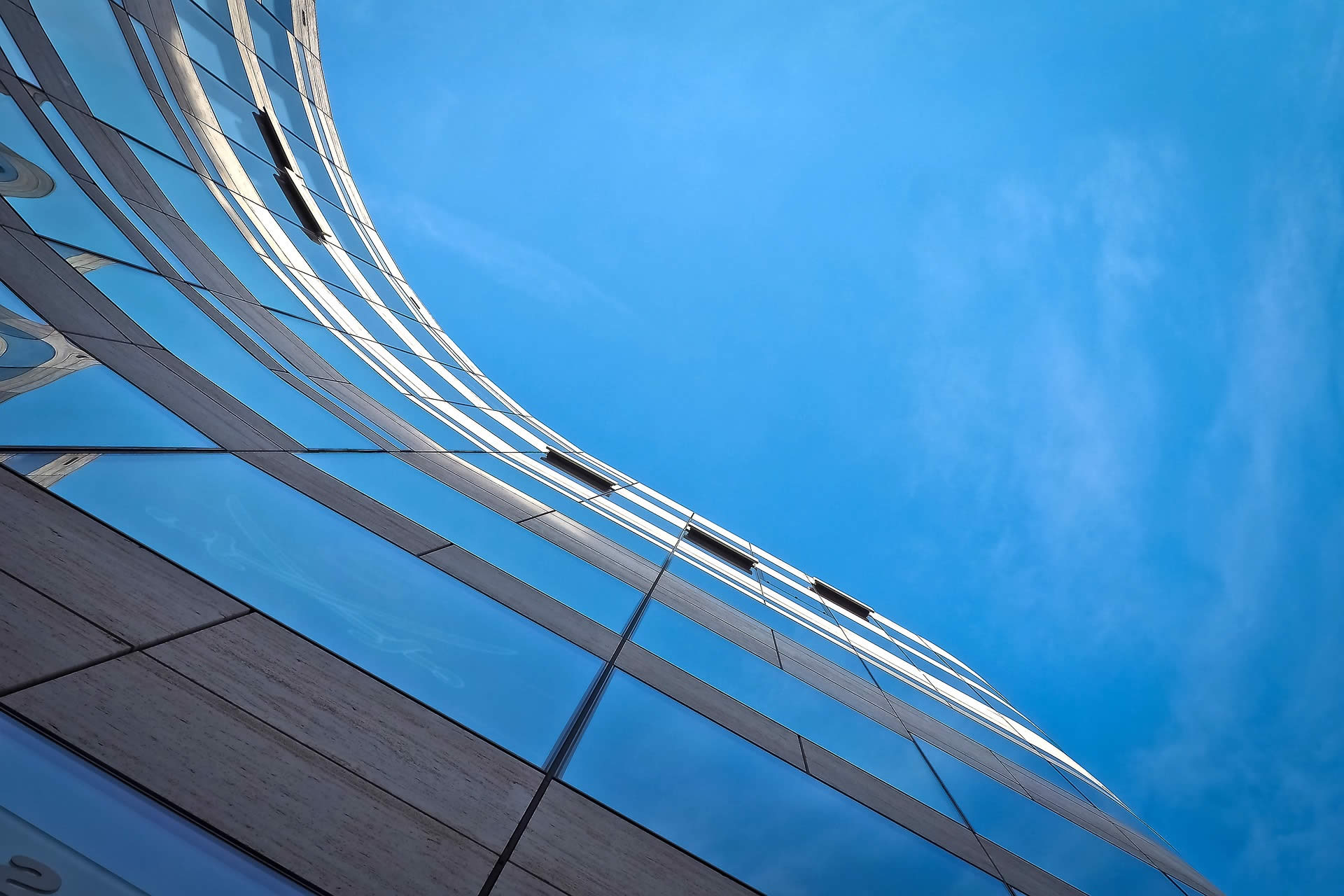 尊龙说中文视频